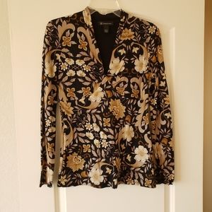 INC International top